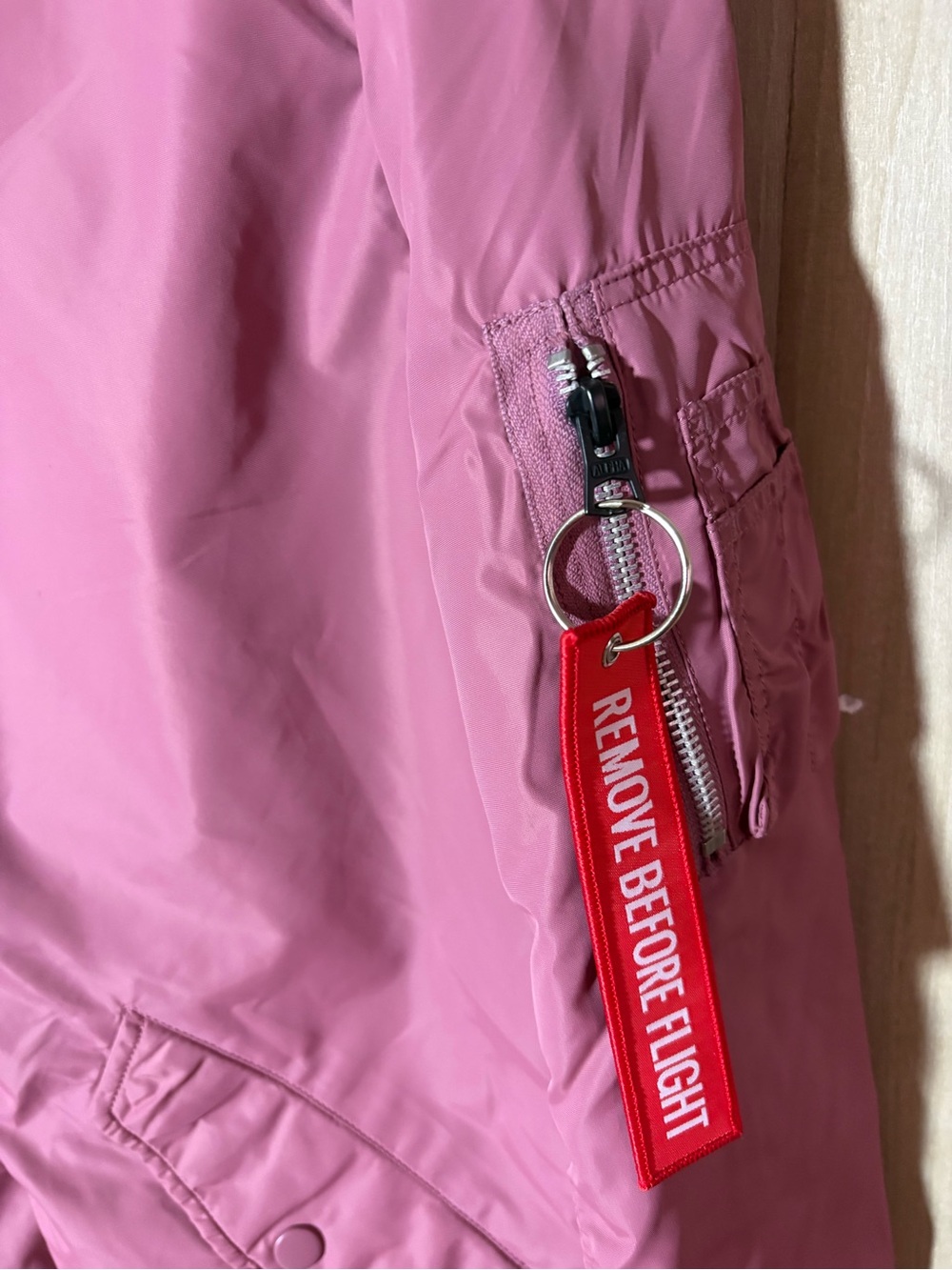 Alpha Industries authentic mauve bomber - Picture 8 of 8